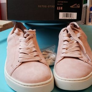 SOLD NWT FRYE lace up blush leather shoes 8.5